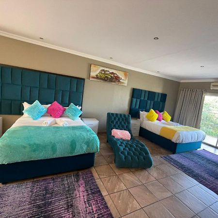 The Black Crown Hotel Hartbeespoort Exterior photo