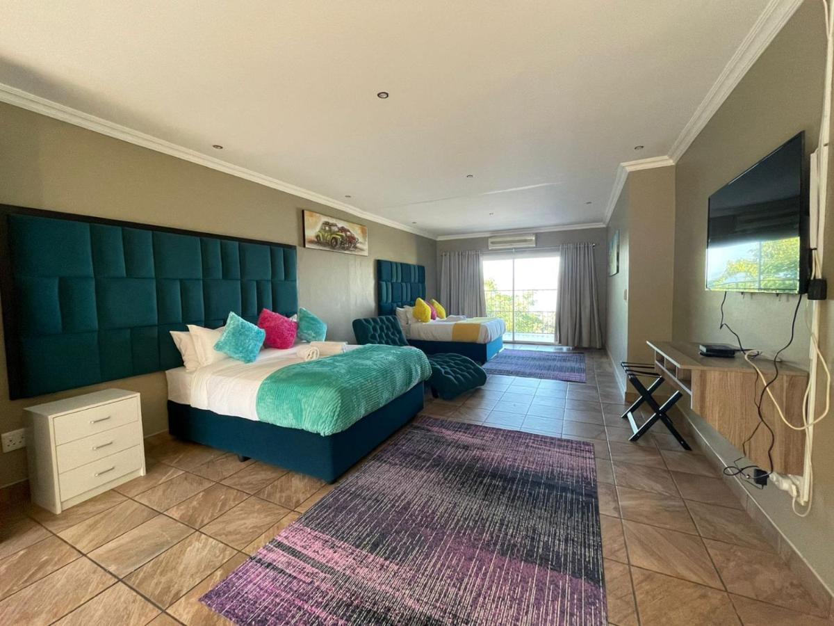 The Black Crown Hotel Hartbeespoort Exterior photo